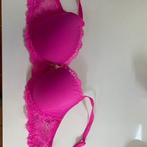 Dream Angels, lined demi bra. Fusha pink. Great lace detail